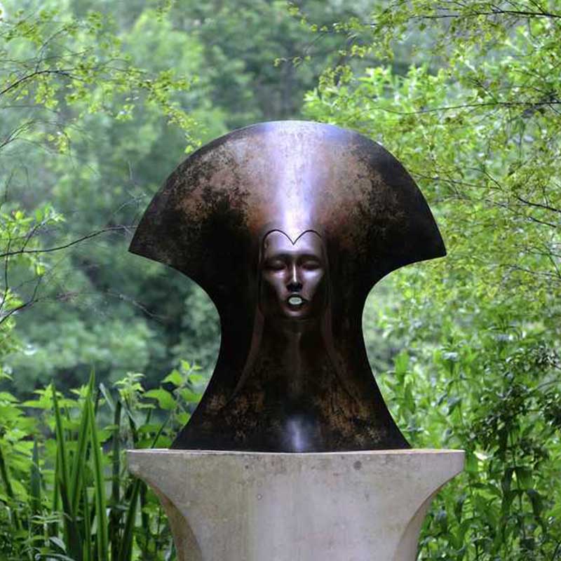 Sculpture by the Lakes