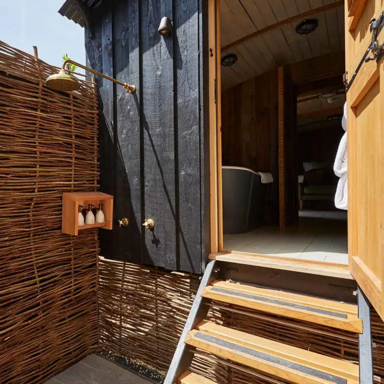 Plankbridge shepherd's hut outside shower