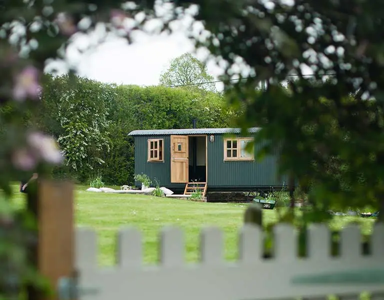 Plankbridge shepherd's hut garden wagon