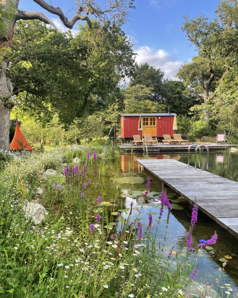 Plankbridge shepherd's hut garden rooms