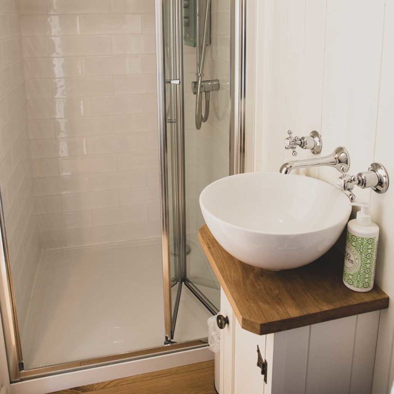 Bathroom Inside the Plankbridge Guest House