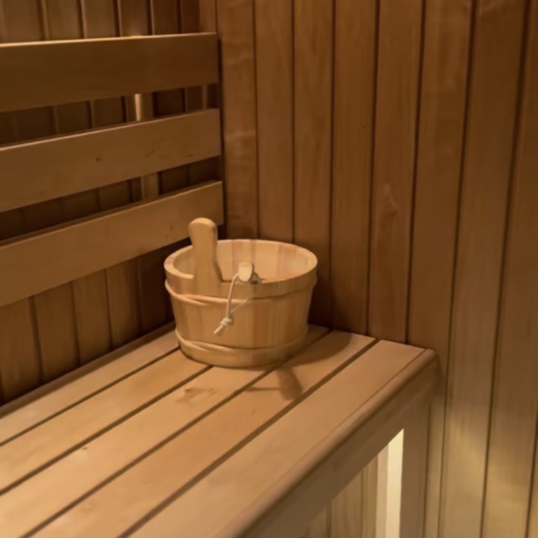 Sauna Snug, shepherd's hut by Plankbridge