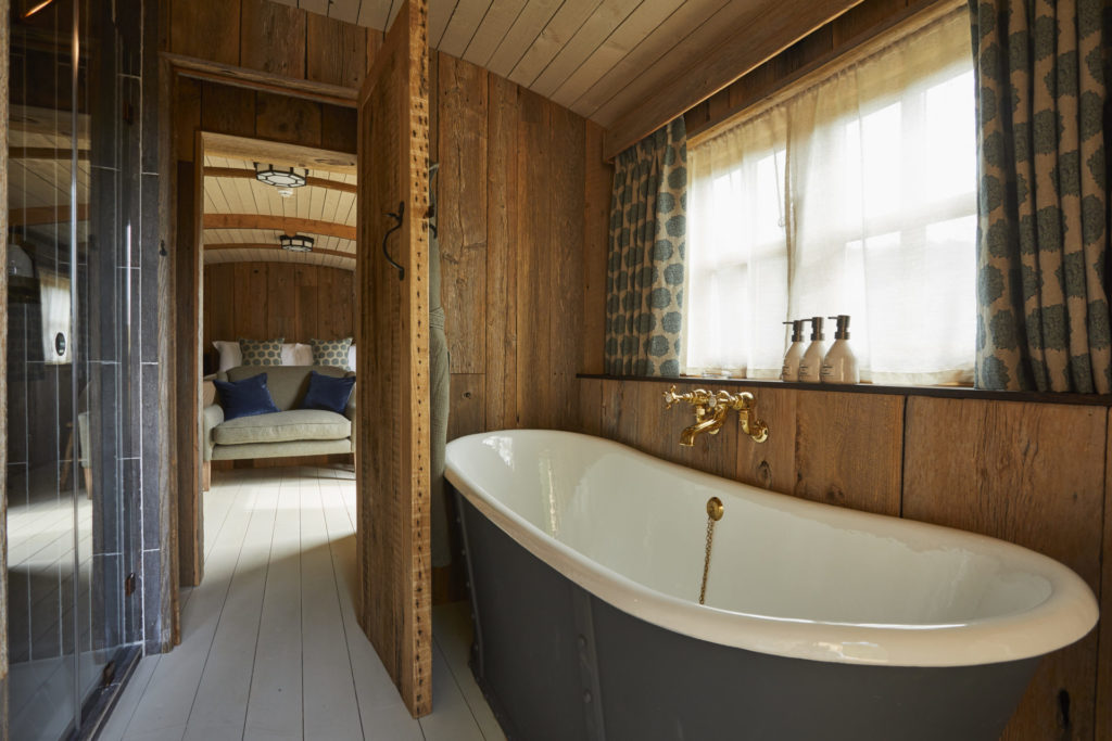 Plankbridge holiday hut